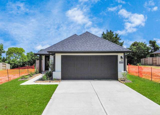 Property at 19592 Stripe Hill Bnd, Montgomery, TX 77356, 3 beds, 2 baths