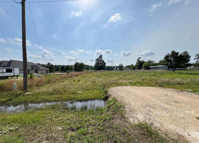 Property at 547 Road 5105, Cleveland, TX 77327