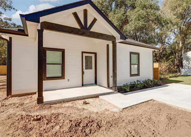Property at 507 Brosig Ave, Navasota, TX 77868, 3 beds, 2 baths