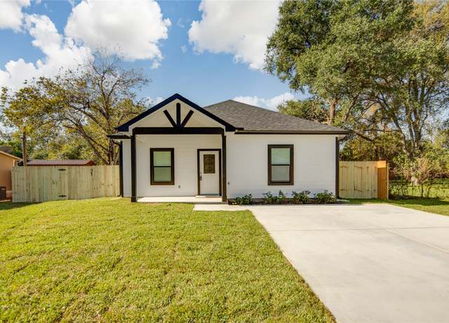Property at 507 Brosig Ave, Navasota, TX 77868, 3 beds, 2 baths