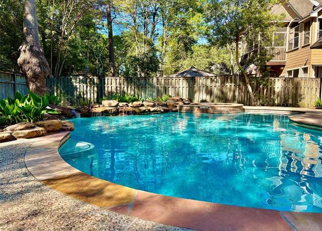 Property at 11 Lyreleaf Pl, The Woodlands, TX 77382, 4 beds, 2.5 baths