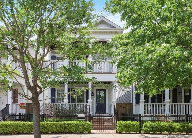 Property at 707 Tulane St, Houston, TX 77007, 3 beds, 2.5 baths