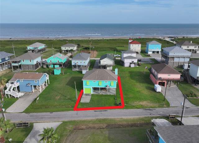 Property at 122 Ocean View Dr, Crystal Beach, TX 77650, 3 beds, 2 baths
