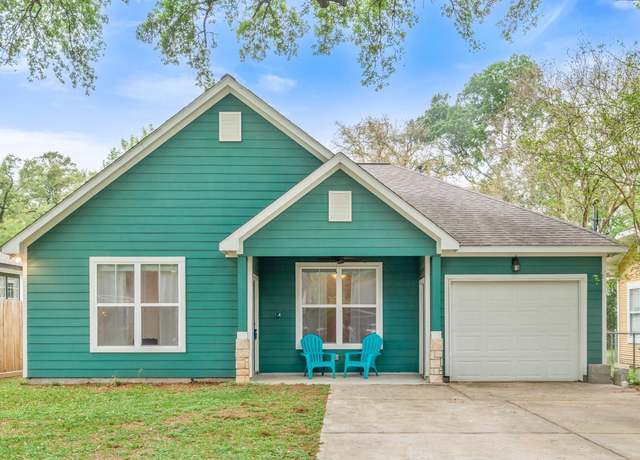 Property at 304 Epps St, Tomball, TX 77375, 2 beds, 2 baths