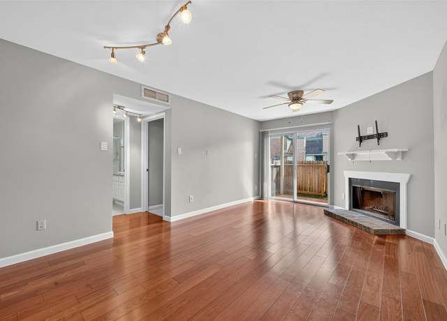 Property at 18800 Egret Bay Blvd #1207, Webster, TX 77058, 2 beds, 1 bath