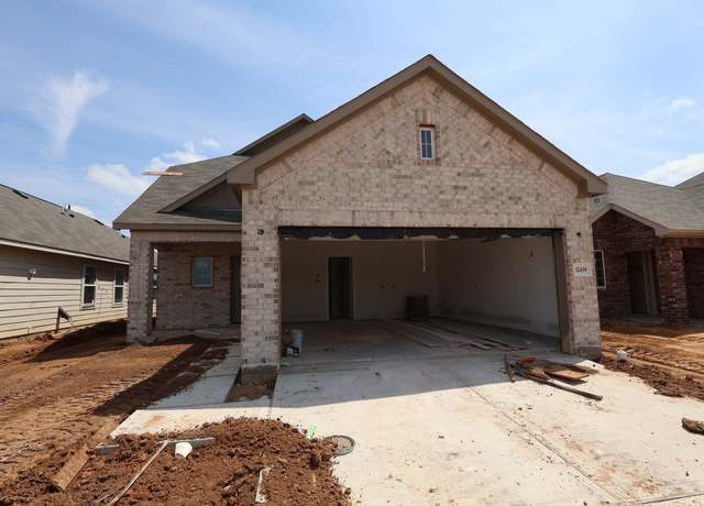 Property at 32439 Sunbeam Dr, Fulshear, TX 77441, 4 beds, 3 baths