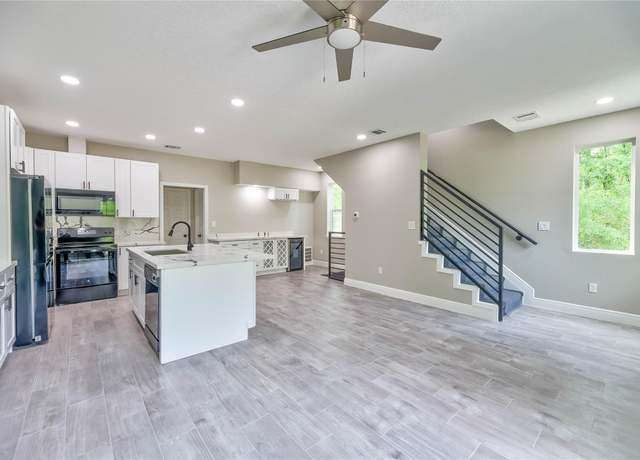Property at 107 Cloverdale, Livingston, TX 77351, 3 beds, 3 baths