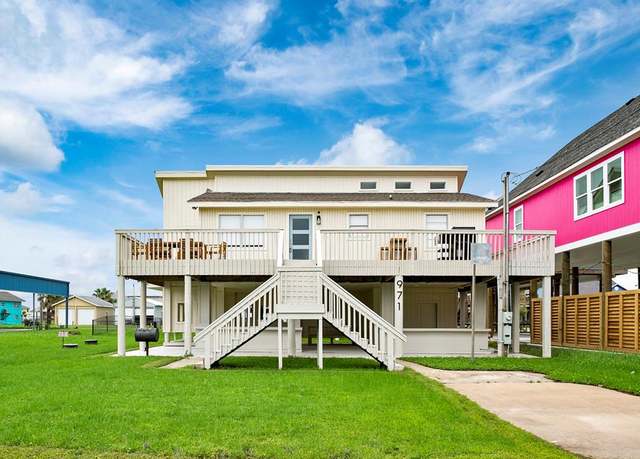 Property at 971 Mary Ann, Crystal Beach, TX 77650, 2 beds, 1.5 baths