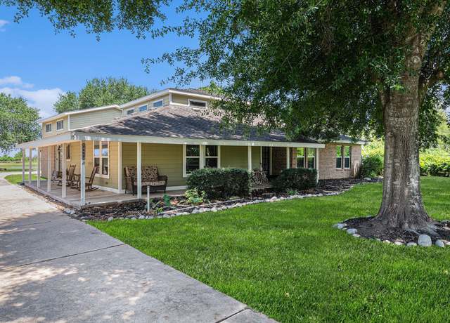 Property at 7403 Falcon Dr, Brookshire, TX 77423, 4 beds, 3 baths