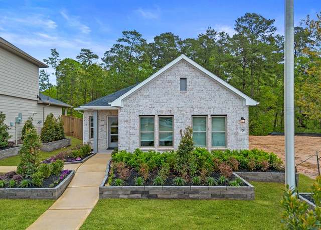 Property at 12048 Moonlight Path Dr, Conroe, TX 77304, 3 beds, 2 baths