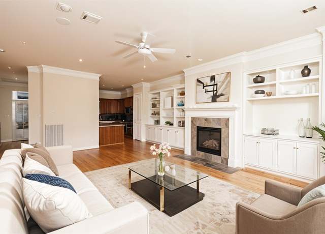 Property at 633 Hartman St, Houston, TX 77007, 3 beds, 3 baths