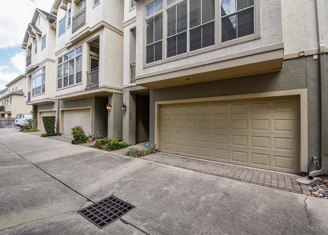 Property at 633 Hartman St, Houston, TX 77007, 3 beds, 3 baths