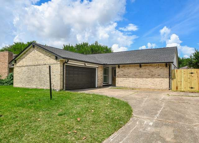 Property at 6530 La Violetta Dr, Houston, TX 77083, 3 beds, 2 baths