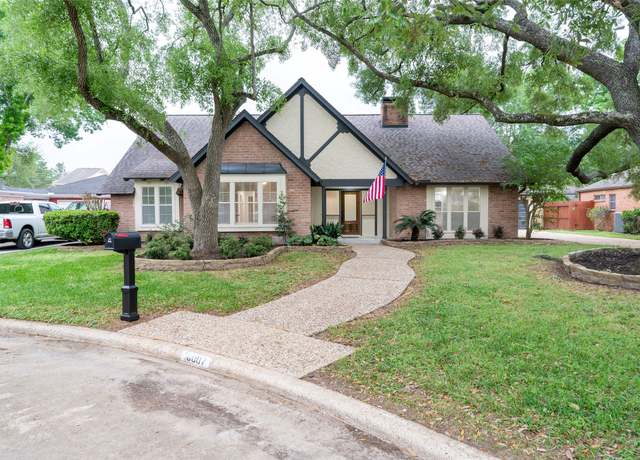 Property at 18007 Ravenfield Dr, Houston, TX 77084, 4 beds, 2.5 baths