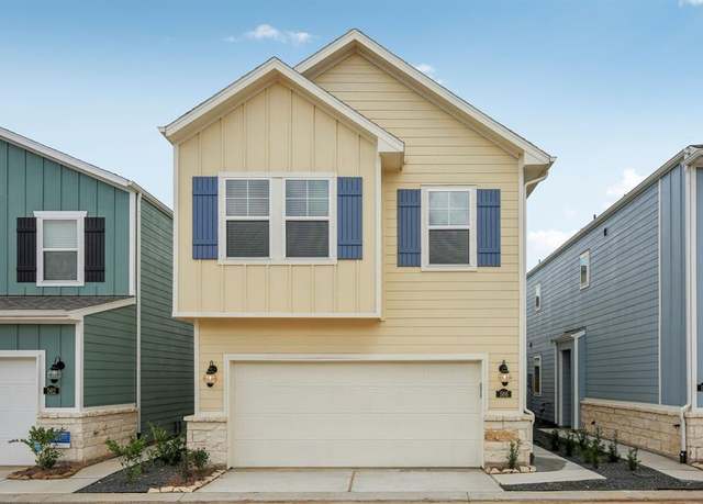 Property at 566 Avisa Dr, Kemah, TX 77565, 3 beds, 2.5 baths