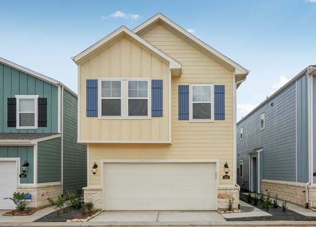 Property at 566 Avisa Dr, Kemah, TX 77565, 3 beds, 2.5 baths