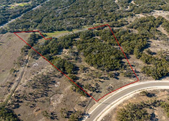 Property at 642 Windmill Ridge Dr, Blanco, TX 78606