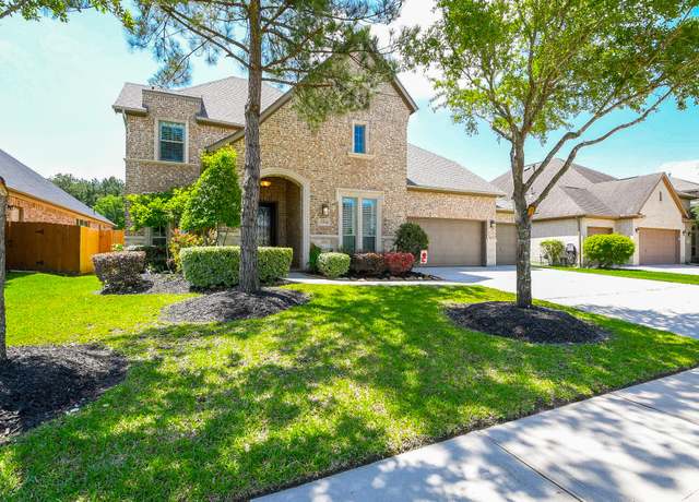 Property at 13114 Hawkins Bnd, Houston, TX 77044, 4 beds, 3.5 baths