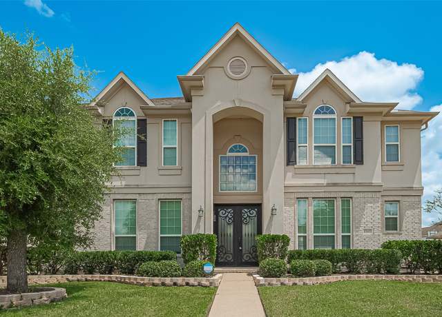 Property at 12607 Fall Branch Ln, Pearland, TX 77584, 5 beds, 3.5 baths