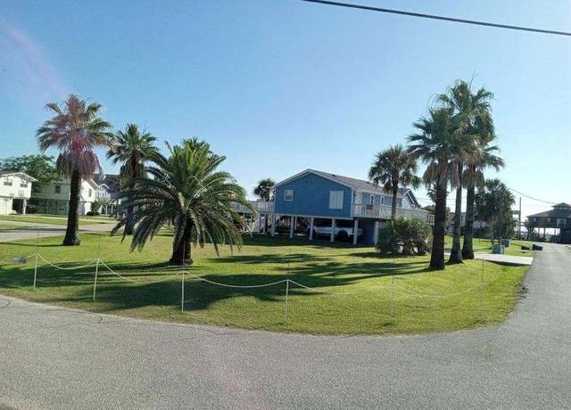 Property at 16605 Curlew Rd, Galveston, TX 77554, 3 beds, 2 baths