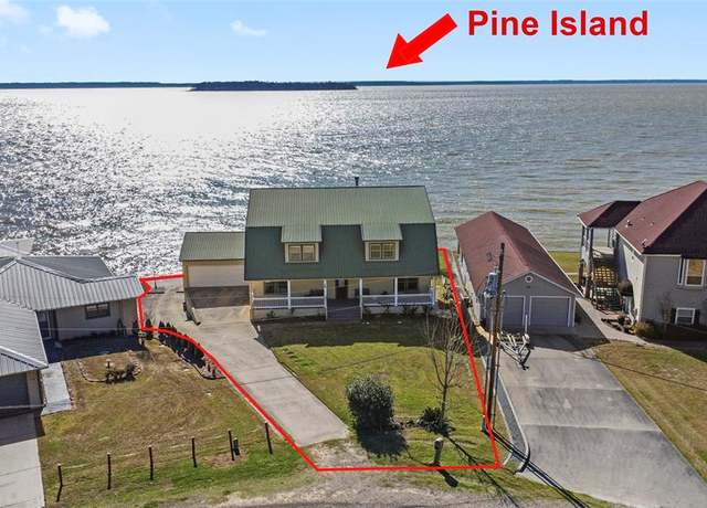 Property at 148 Rose Bud Dr, Livingston, TX 77351, 4 beds, 4 baths