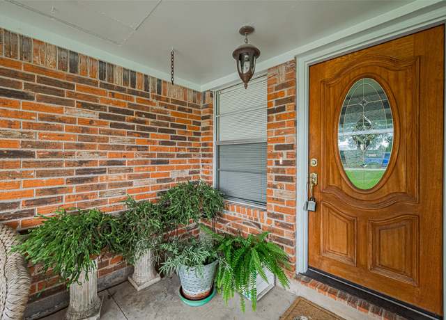 Property at 1640 Shepherd St, Hempstead, TX 77445, 3 beds, 1 bath
