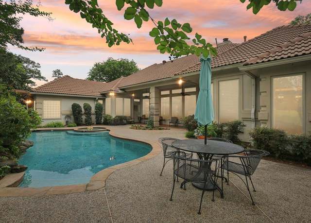 Property at 6230 Pebble Beach Dr, Houston, TX 77069, 3 beds, 3.5 baths