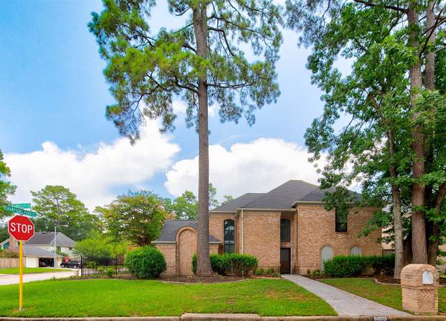 Property at 6803 Fawncliff Dr, Houston, TX 77069, 4 beds, 2.5 baths