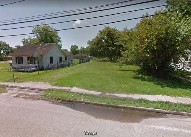 Property at 5106 Cavalcade St, Houston, TX 77026