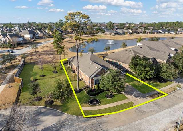 Property at 12622 Baldwin Springs Ct, Tomball, TX 77377, 3 beds, 2 baths