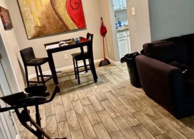 Property at 6200 W Tidwell Rd #1016, Houston, TX 77092, 2 beds, 1.5 baths