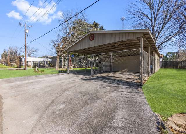 Property at 326 Plum Tree, Livingston, TX 77351, 3 beds, 2 baths