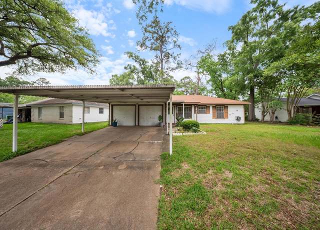 Property at 9215 Linda Vista Rd, Houston, TX 77078, 3 beds, 1.5 baths