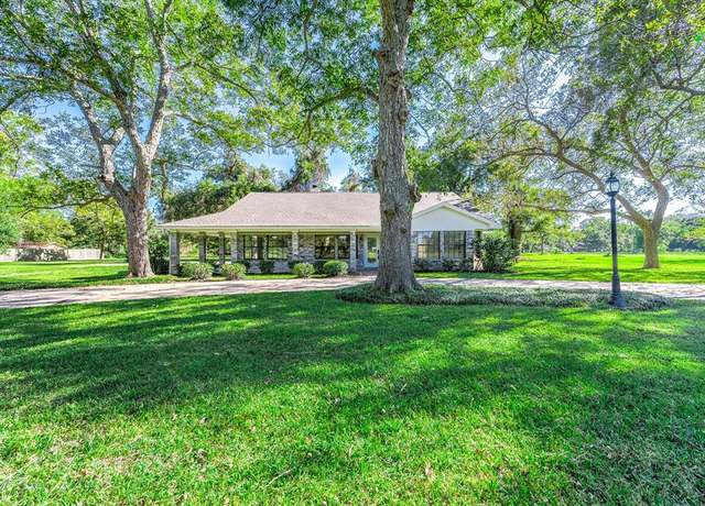 Property at 6717 S F Austin, Jones Creek, TX 77541, 3 beds, 3 baths
