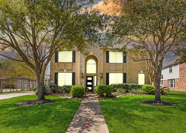 Property at 1906 Blue Water Bay Dr, Katy, TX 77494, 4 beds, 2.5 baths