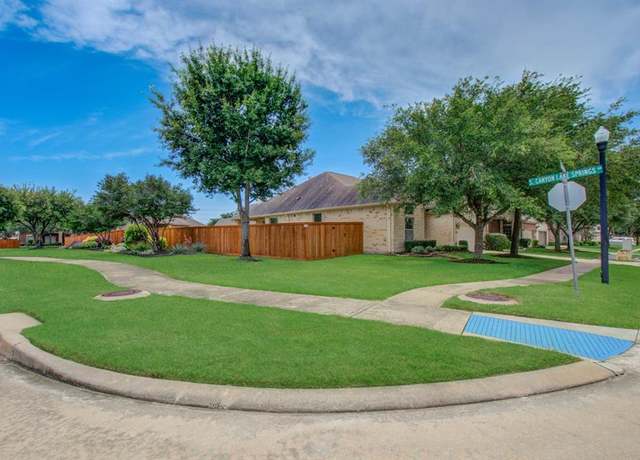 Property at 9126 Lake Lewisville Ct, Cypress, TX 77433, 3 beds, 2 baths