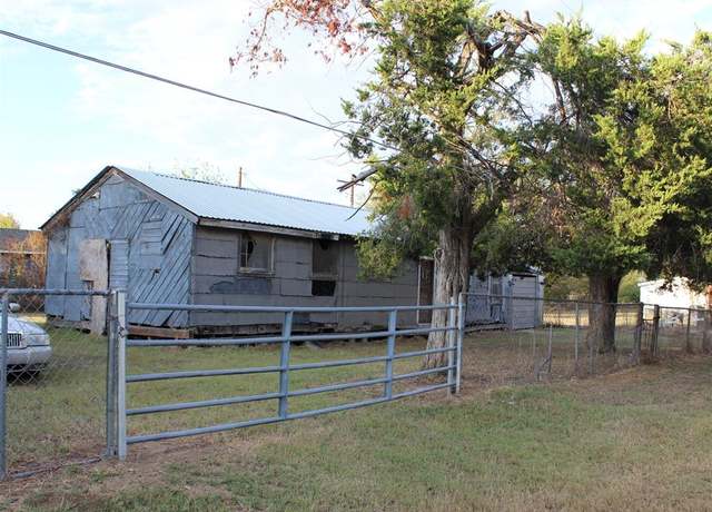 Property at 212 1st St, Somerville, TX 77879
