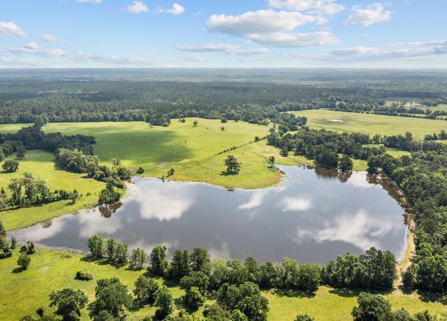Property at 2679 County Road 4140, Crockett, TX 75835, 2 beds, 2 baths