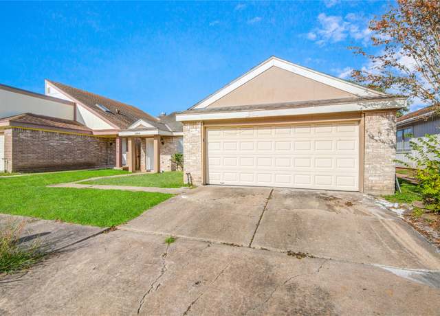 Property at 12814 Village Gate Dr, Houston, TX 77082, 3 beds, 2 baths