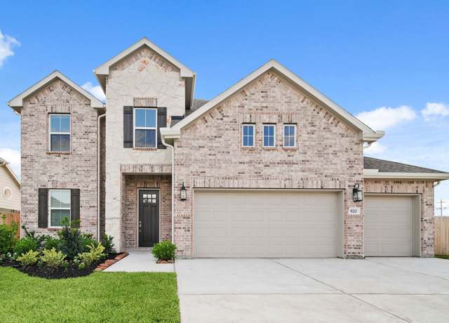 Property at 920 Big Bend Dr, League City, TX 77573, 4 beds, 3.5 baths