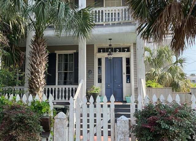 Property at 1527 Mechanic St, Galveston, TX 77550, 3 beds, 2 baths