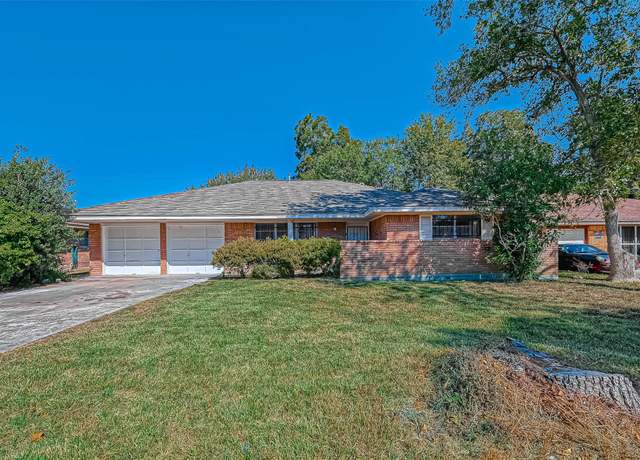 Property at 2946 Dragonwick Dr, Houston, TX 77045, 4 beds, 2 baths