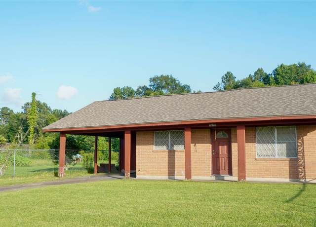 Property at 3875 Bowen Dr, Beaumont, TX 77708, 3 beds, 1 bath