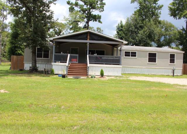 Property at 16313 Sandy View Dr, Conroe, TX 77303, 4 beds, 2 baths