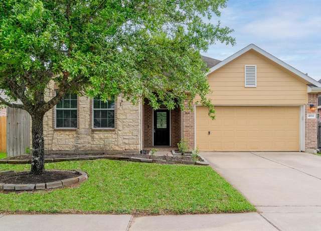 Property at 4704 High Creek Ct, Alvin, TX 77511, 3 beds, 2 baths
