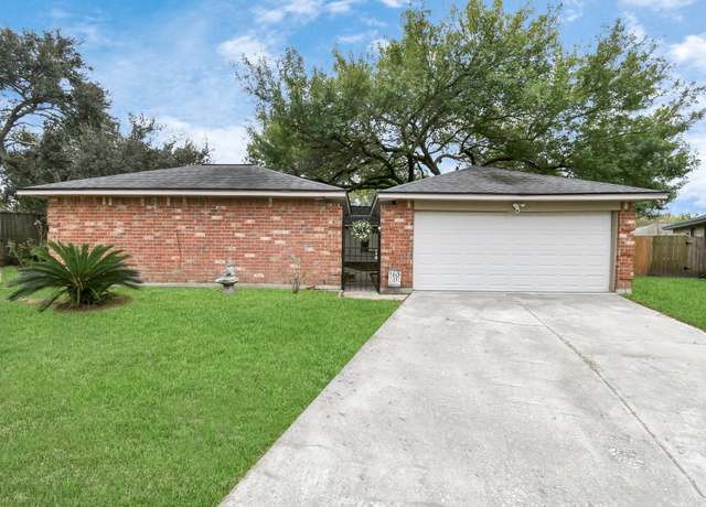 Property at 1207 Martingale Ct, Crosby, TX 77532, 3 beds, 2 baths