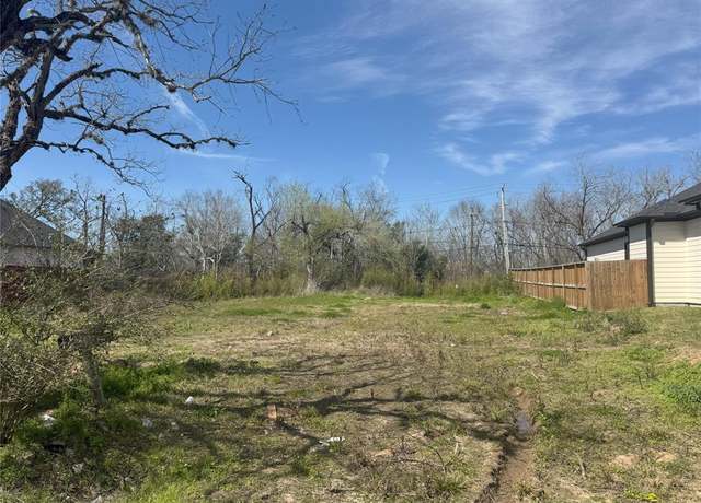 Property at 1108 Danube St, Houston, TX 77051