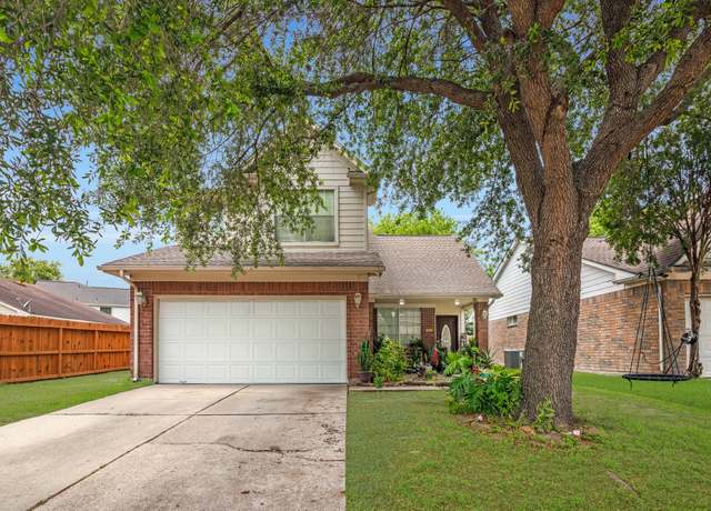 Property at 2410 Irish Spring Dr, Houston, TX 77067, 3 beds, 2.5 baths
