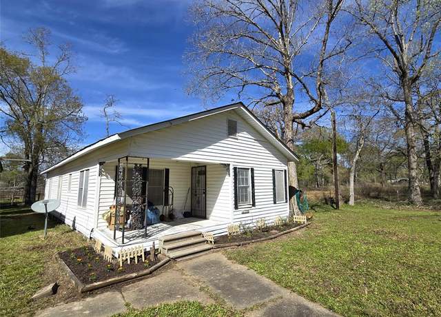 Property at 1083 County Road 3141 E, Cleveland, TX 77327, 3 beds, 1 bath