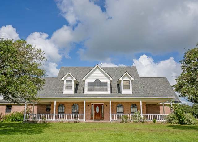 Property at 1373 Cr 214 Williams Rd, Bay City, TX 77414, 4 beds, 2.5 baths